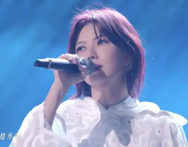 据悉,孙燕姿1978年7月23日出生于新加坡,祖籍广东省潮州市,新加坡流行