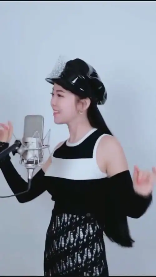 女歌手唱首不想今生失去你dj的动感太好听了