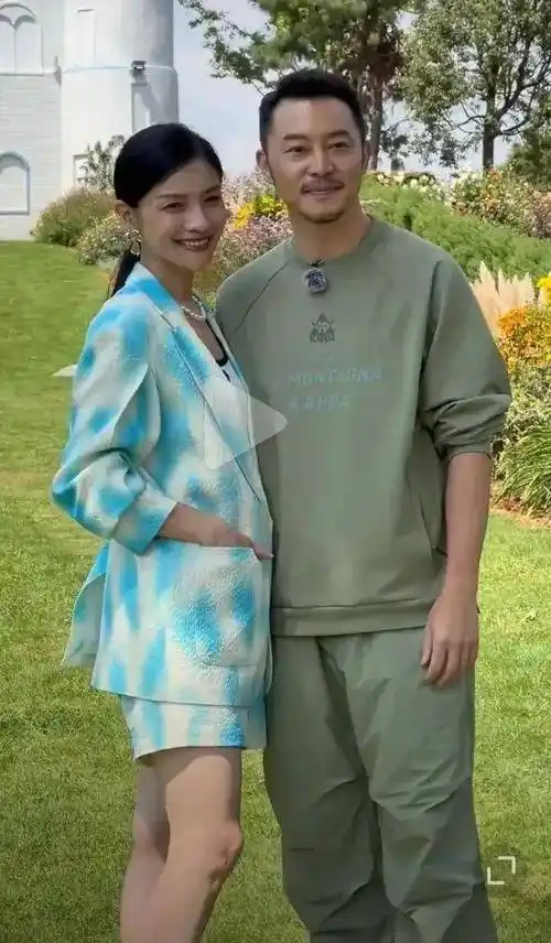 46岁演员沙溢晒近照瘦回白展堂,胡可:一辈子没见过他这样!