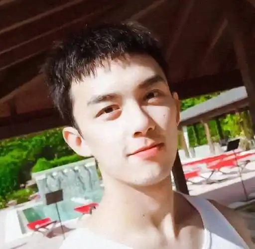 男星遇上平头造型,千玺有点老气,宋威龙有气场,肖战霸总既视感