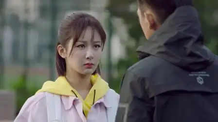 亲爱的:韩商言怼妻一时爽,把佟年气哭,佟年要自己打车回学校-电视剧