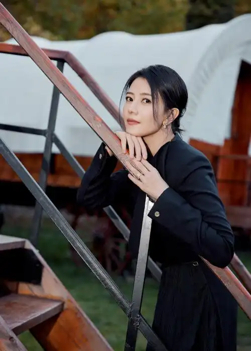 高圆圆超话优雅时刻,惊喜十分78和@高圆圆共同见证闪耀星辰~#first