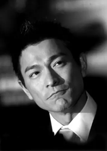 "这个时代的面孔"——姬东镜头中的名人肖像