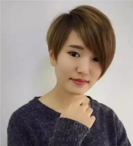 不对称短发图片 一般长一边短发型