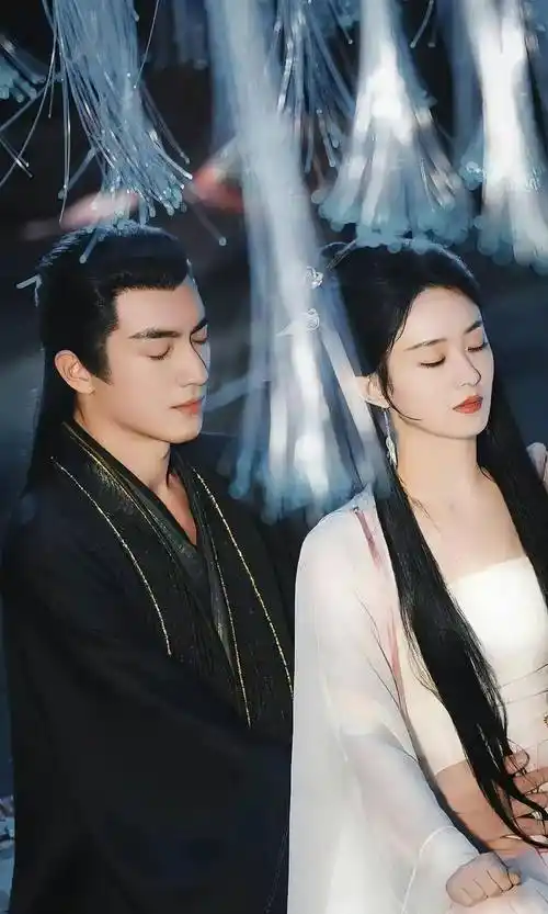 赵丽颖凌晨三点用语音说谢谢狗哥,她和林更新还能继续三搭吗?