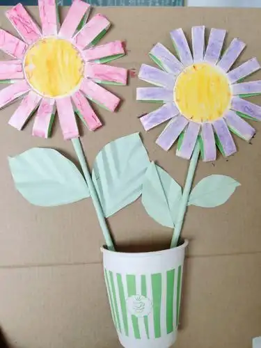 巧手生花 创意无限—什伍村学校组织小学生手工制作作品展示