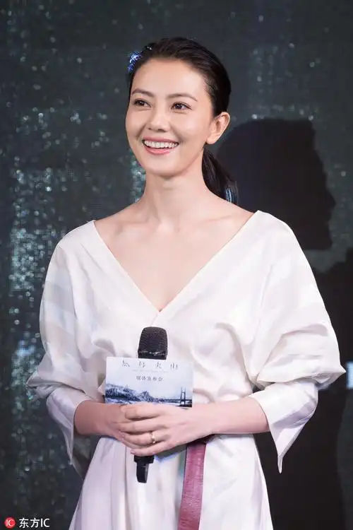 女神高圆圆美爆了甜蜜透露老公赵又廷支持她拍戏