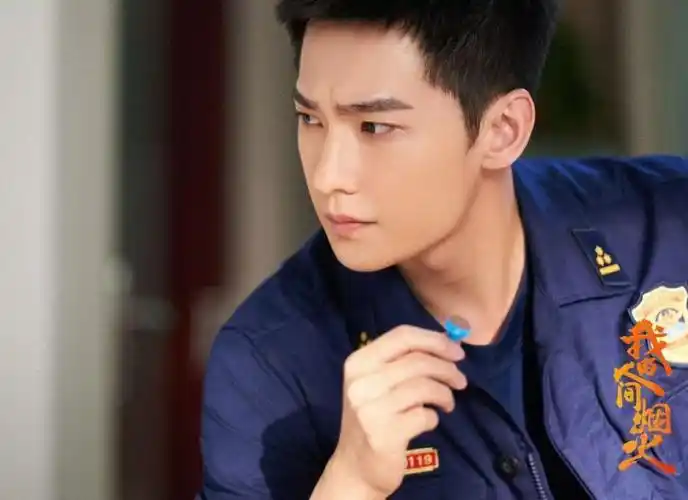 杨洋做梦也想不到自己有一天会被嫌弃,导演为其发文,评论区沦陷-腾讯