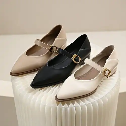 平底尖头一字扣带玛丽珍鞋女2024春季复古百搭小皮鞋新款单鞋时装