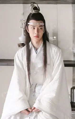 王一博陈情令饰演蓝忘机