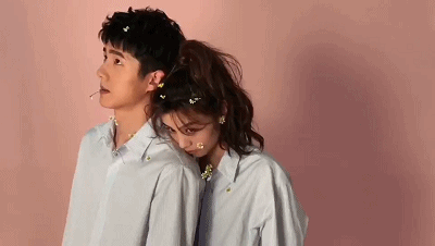 她就是挺矫情的!