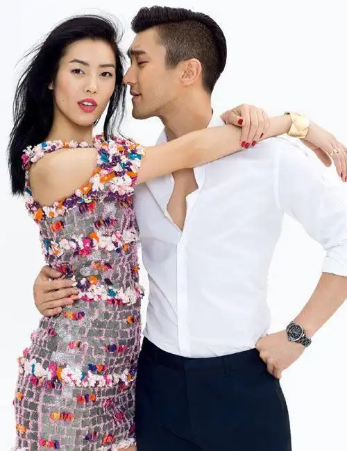 刘雯虽然没谈过恋爱但和崔始源同框时感觉还挺养眼的真般配