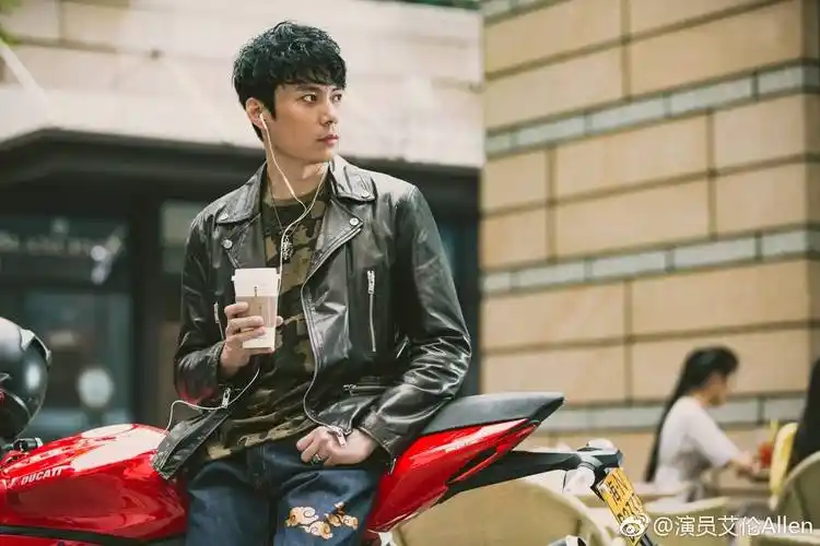 如何评价电影羞羞的铁拳男主角艾伦