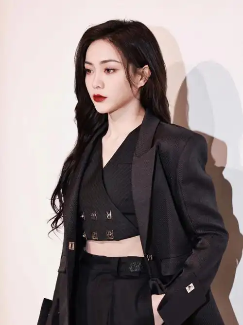 谢可寅这组图绝了