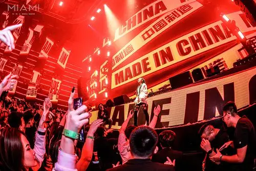 djyoyo你们的女神微笑微笑