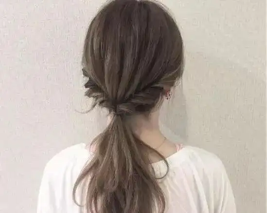 中长直发发型,中长直发怎么扎马尾简单又好看图片图23