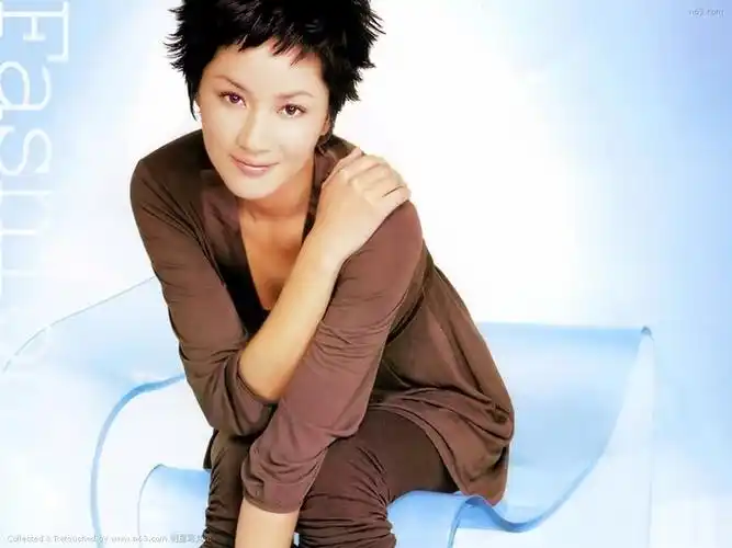 瞿颖壁纸桌面图片-1024x768.75k.高清大图-明星写真馆n63.com