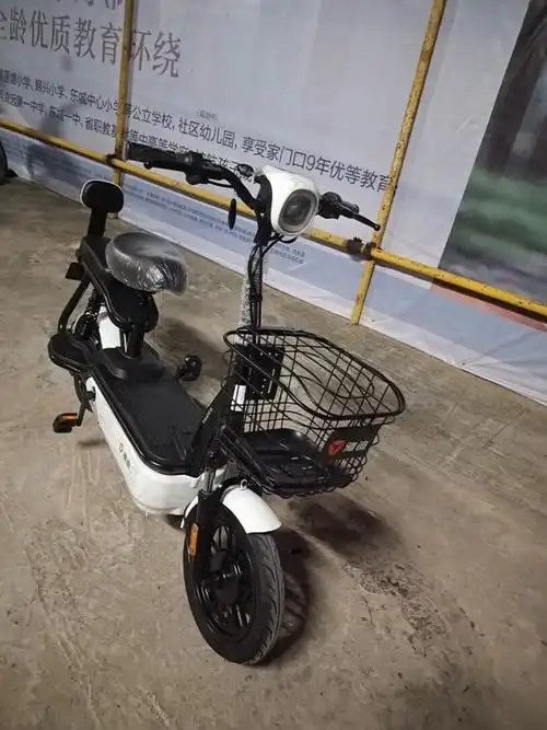 雅迪电动车怎么样 大牌子就是放心,质量过硬,宽敞..._什么值得买