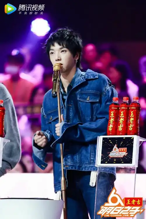 华晨宇2022遇见美好##华晨宇火星村故事角#【2017年故事角之明日之子