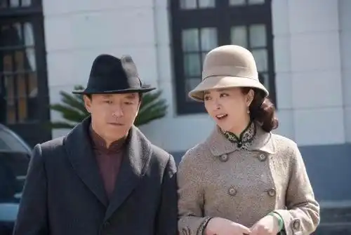 青岛往事演员表谷蓝(青岛往事谷蓝是谁演的)