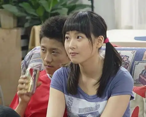 【图】家有儿女3宁丹琳剧照里的大脸妹 如今身材凹凸性感撩人