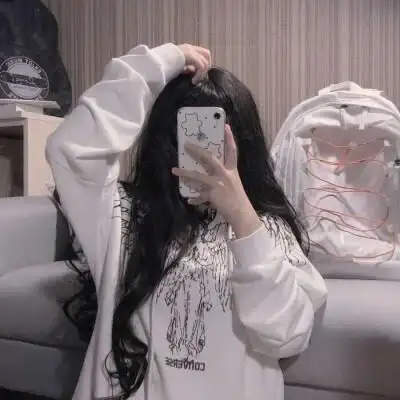 仙女系·不露脸女生头像:你身上有她的香水味,一闻就知道没我的贵