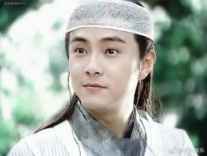 旧爱浪#1996年《江湖小子》,张卫健饰演布成龙,风度翩翩的贵气公子