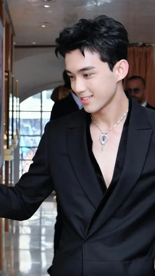 吴磊宝格丽品牌代言人##吴磊