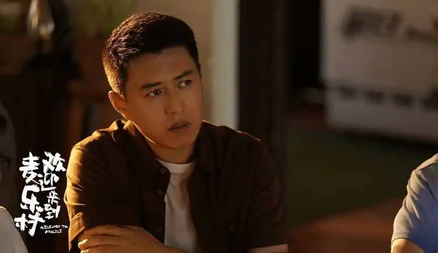 新剧出演援外医生 对话靳东:最不愿意重复自己|谈艺录_刘敏涛_麦乐村