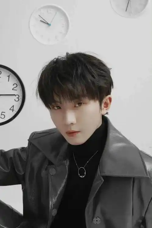 2天7个瓜,张颖颖汪小菲疑似分手,汪苏泷恋情曝光,个个都是大瓜_网友