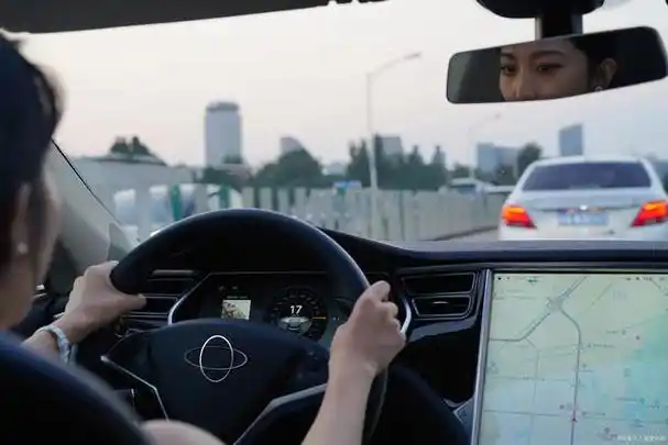 判断一个人开车水平高低,看他有没有这3个行为就知道了,非常准