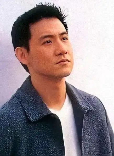 每日听首粤语歌但求你未淡忘往日旧情张学友只想一生跟你走神级现场