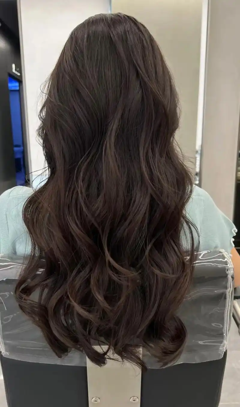 式大波浪卷发.中长发女生一定要尝试的法式波浪卷~~慵懒随意又 - 抖音