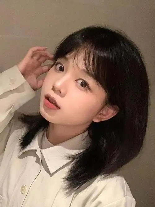 一折锁骨发 空气刘海_假发女中长直发自然蓬松空气刘海初恋圆脸锁骨发