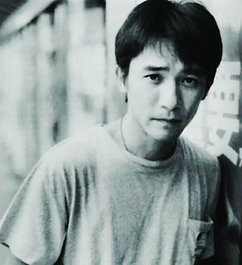 梁朝伟各个年龄段的照片,来看看哪张照片迷住了你?