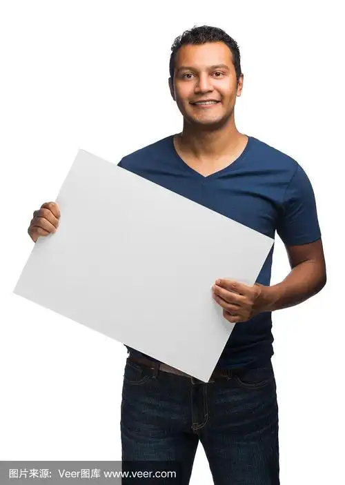 英俊的年轻人举着牌子