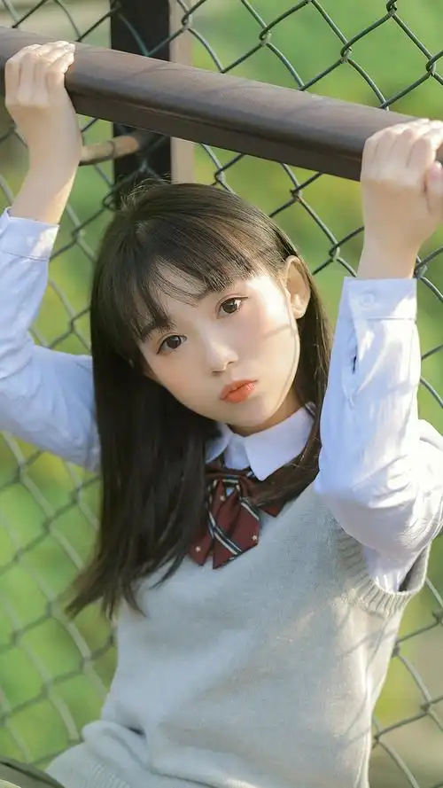 元气甜美少女写真手机壁纸,清纯性感的小仙女,风采动人,甜美的微笑