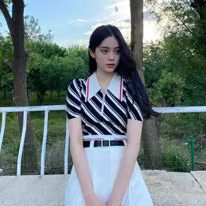 欧阳娜娜同款美式辣妹运动套装女夏季小个子条纹针织衫高腰百褶裙