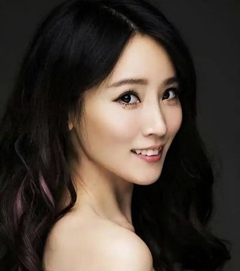 谢楠我这辈子最正确的决定就是和吴京生了两个宝贝儿子