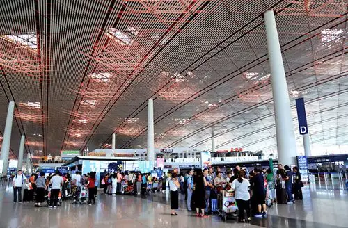 大陆公布2017机场输送量 北京首都居冠 全国229机场共输送超过11亿多