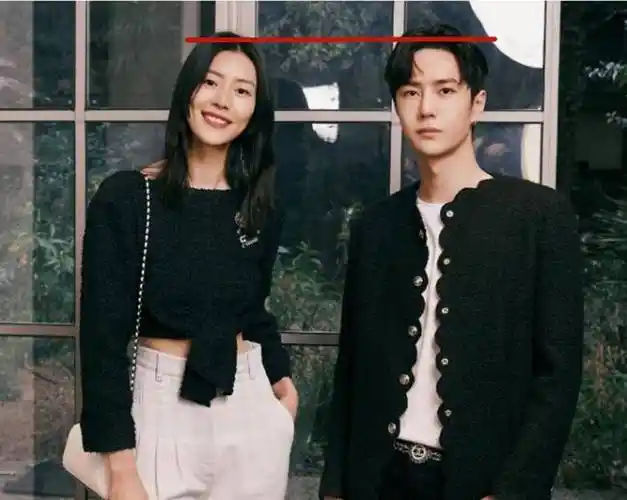 原创王一博和刘雯同框意外曝光身高造假之事官方身高180cm