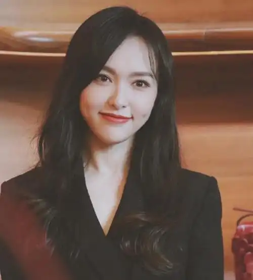 唐嫣首次晒女儿照片罗晋调侃好幸福女神的日常保养秘诀是什么