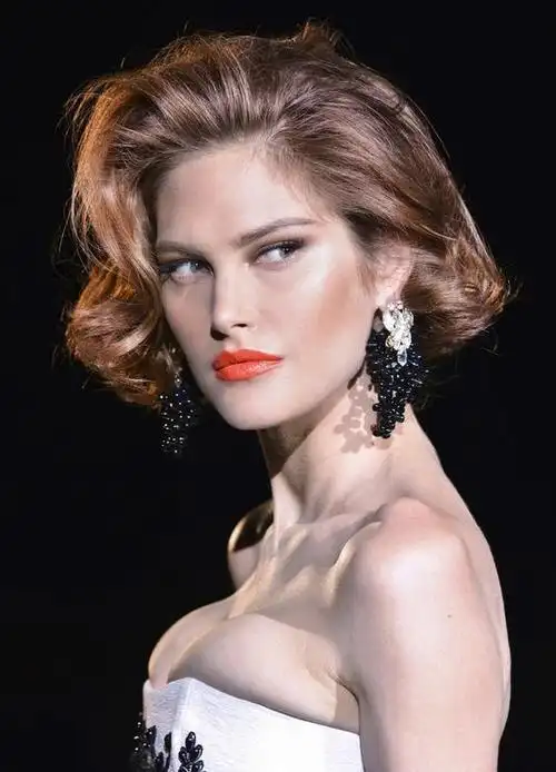 欧美女士个性复古卷发图片,卷发图片-第2图,发型图片