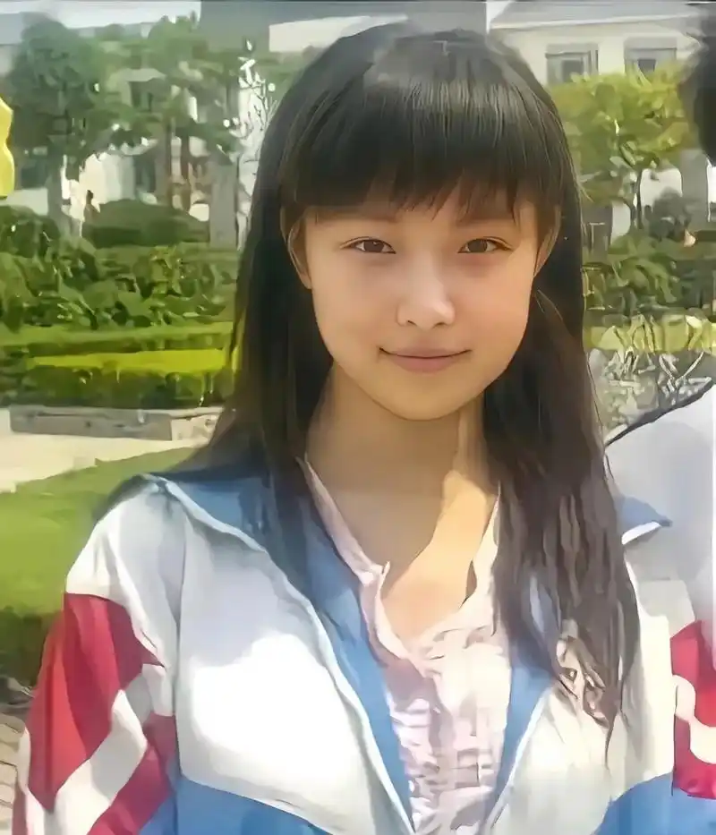 学生时期的倪妮#娱乐大赏# #一眼沦陷# #娱乐八卦