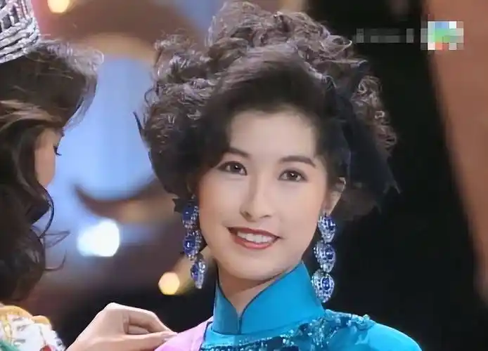 郭蔼明:港姐冠军"下嫁"穷小子刘青云,为何结婚22年还没孩子?