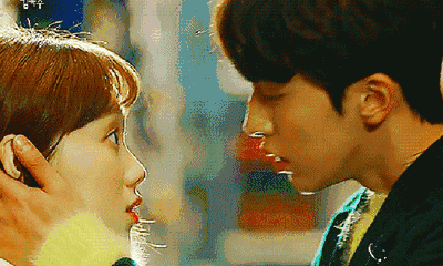 接吻竟然有这么多的好处,快发给你的对象了解一下!