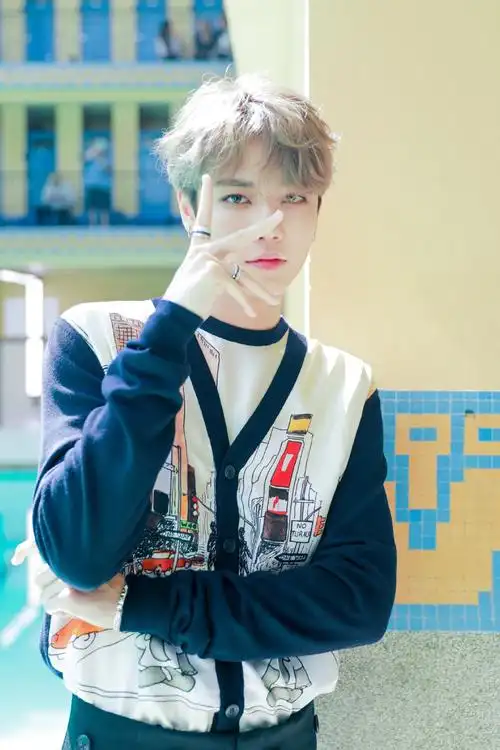 林彦俊相关图片