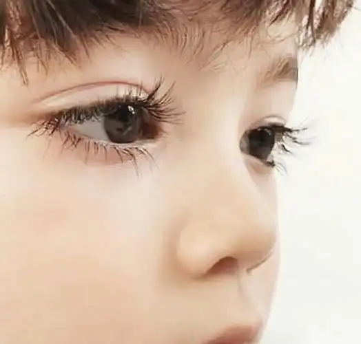 眼睛是心灵的窗户孩子充足的睡眠很重要