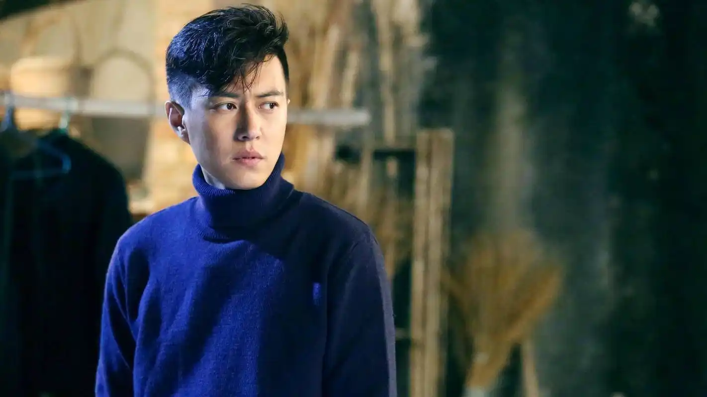 打开凤凰新闻,查看更多高清图片靳东的演技没有问题,但是他出演的角色