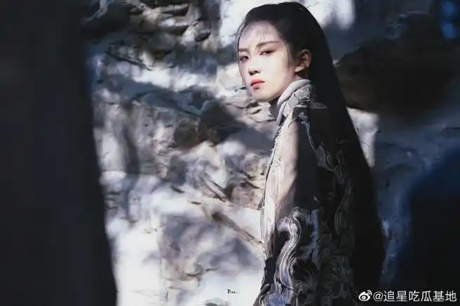 陆柯燃长发古风造型#我晕 能不能马上把陆柯燃抓去拍古装剧!